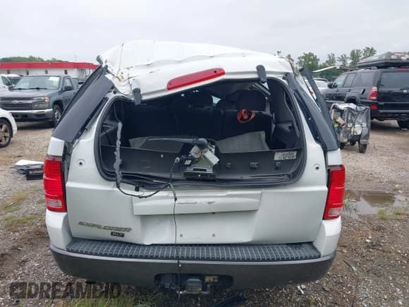 ✅ 2004 Ford Explorer XLT • VIN: 1FMZU73K14ZA69780 • Лот: 43222085. Опубликован ранее на IAAI с пробегом 91 816 миль. Бесплатный доступ к архиву аукционных продаж из США и подробный отчёт об истории автомобиля на DreamBid. Изображение 19.