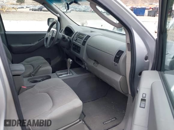 ✅ 2006 Nissan Frontier SE • VIN: 1N6AD07U56C459398 • Лот: 42756580. Опубликован ранее на IAAI с пробегом 145 988 миль. Бесплатный доступ к архиву аукционных продаж из США и подробный отчёт об истории автомобиля на DreamBid. Изображение 5.