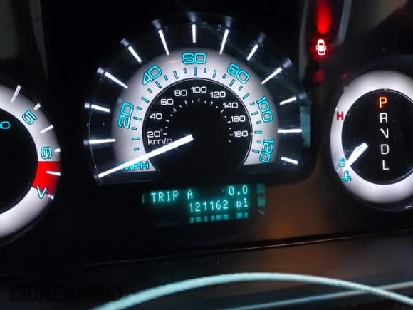 ✅ 2010 Mercury Milan Premier • VIN: 3MEHM0JA1AR664225 • Лот: 43627414. Опубликован ранее на IAAI с пробегом 121 162 миль. Бесплатный доступ к архиву аукционных продаж из США и подробный отчёт об истории автомобиля на DreamBid. Изображение 15.