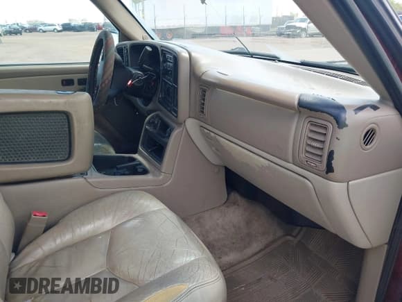 ✅ 2003 Chevrolet Suburban LT • VIN: 1GNFK16Z73J229510 • Лот: 42282515. Опубликован ранее на IAAI с пробегом 360 251 миль. Бесплатный доступ к архиву аукционных продаж из США и подробный отчёт об истории автомобиля на DreamBid. Изображение 5.