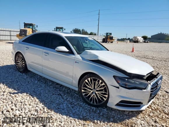 ✅ 2016 Audi A6 Prestige • VIN: WAUHGAFC1GN085379 • Lot: 90612365. Wystawiony na Copart z przebiegiem 73 056 mil. Bezpłatny archiwum sprzedaży aukcyjnych z USA i szczegółowy raport historii pojazdu na DreamBid. Zdjęcie 4.