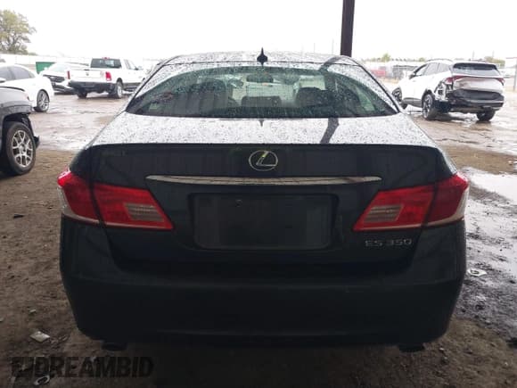 ✅ 2011 Lexus ES 330 • VIN: JTHBK1EG9B2418898 • Лот: 43533748. Опубликован ранее на IAAI с пробегом 208 728 миль. Бесплатный доступ к архиву аукционных продаж из США и подробный отчёт об истории автомобиля на DreamBid. Изображение 16.