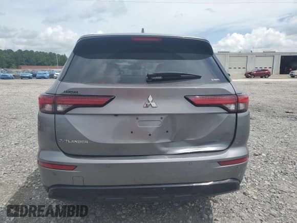 ✅ 2022 Mitsubishi Outlander SE • VIN: JA4J4UA89NZ083719 • Lot: 61017885. Wystawiony na Copart z przebiegiem 102 521 mil. Bezpłatny archiwum sprzedaży aukcyjnych z USA i szczegółowy raport historii pojazdu na DreamBid. Zdjęcie 6.