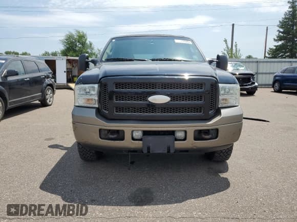 ✅ 2005 Ford Excursion Eddie Bauer • VIN: 1FMSU45P25EA74441 • Lot: 64577505. Listed on Copart with 253,179 mi. Free auction sales archive from the USA and detailed vehicle history report at DreamBid. Image 5.