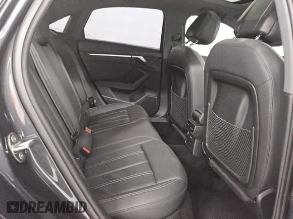 ✅ 2022 Audi A3 Premium • VIN: WAUAUDGY2NA094957 • Lot: 62092195. Wystawiony na Copart z przebiegiem 58 638 mil. Bezpłatny archiwum sprzedaży aukcyjnych z USA i szczegółowy raport historii pojazdu na DreamBid. Zdjęcie 10.