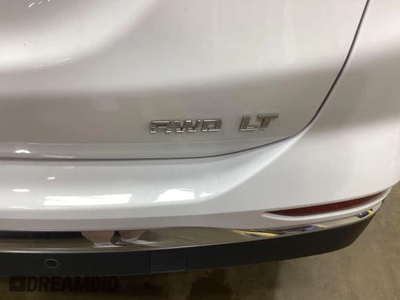 ✅ 2021 Chevrolet Equinox LT • VIN: 3GNAXTEV1MS103794 • Lot: 42325021. Wystawiony na IAAI z przebiegiem 63 656 mil. Bezpłatny archiwum sprzedaży aukcyjnych z USA i szczegółowy raport historii pojazdu na DreamBid. Zdjęcie 1.