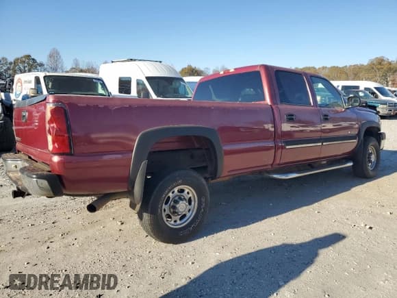✅ 2006 Chevrolet Silverado 2500HD Work Truck • VIN: 1GCHC23U86F204393 • Лот: 83843324. Опубликован ранее на Copart с пробегом 232 353 миль. Бесплатный доступ к архиву аукционных продаж из США и подробный отчёт об истории автомобиля на DreamBid. Изображение 3.