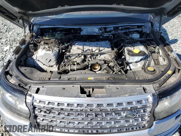 ✅ 2015 Land Rover Range Rover Autobiography • VIN: SALGV3TF1FA204531 • Lot: 50767985. Listed on Copart with 120,112 mi. Free auction sales archive from the USA and detailed vehicle history report at DreamBid. Image 12.