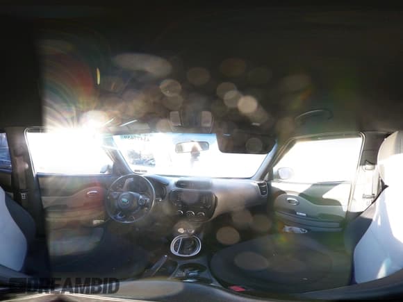 ✅ 2015 Kia Soul • VIN: KNDJN2A27F7806970 • Lot: 43477659. Listed on IAAI with 125,421 mi. Free auction sales archive from the USA and detailed vehicle history report at DreamBid. Image 18.