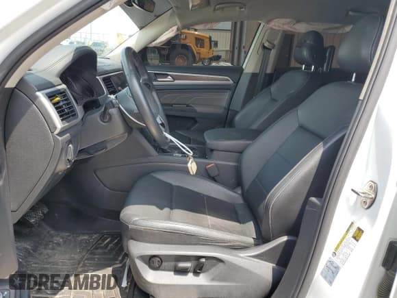✅ 2021 Volkswagen Atlas SE • VIN: 1V2HR2CA2MC539957 • Lot: 60367725. Listed on Copart with 117,071 mi. Free auction sales archive from the USA and detailed vehicle history report at DreamBid. Image 7.