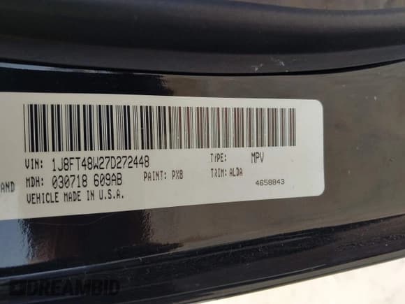 ✅ 2007 Jeep Patriot Limited • VIN: 1J8FT48W27D272448 • Lot: 42949341. Wystawiony na IAAI z przebiegiem 117 238 mil. Bezpłatny archiwum sprzedaży aukcyjnych z USA i szczegółowy raport historii pojazdu na DreamBid. Zdjęcie 9.