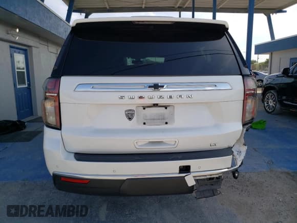 ✅ 2021 Chevrolet Suburban LT • VIN: 1GNSCCKD1MR384235 • Lot: 63734755. Listed on Copart with 275,117 mi. Free auction sales archive from the USA and detailed vehicle history report at DreamBid. Image 6.