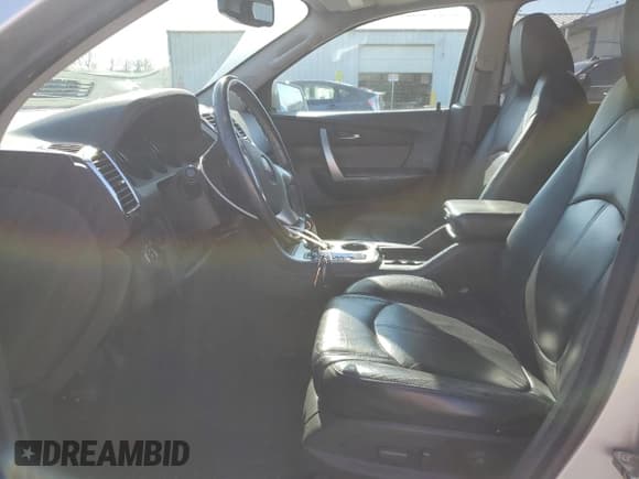 ✅ 2010 GMC Acadia SLT2 • VIN: 1GKLRNED1AJ185820 • Lot: 52496795. Listed on Copart with 186,460 mi. Free auction sales archive from the USA and detailed vehicle history report at DreamBid. Image 7.