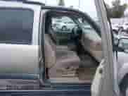 2002 Chevrolet Tahoe LS с VIN 1GNEC13Z42R220342, выставлен на аукционе IAAI как лот 43346998 с пробегом 173 821 миль миль и . История ставок и продаж доступна на DreamBid. Изображение 5.