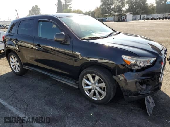 2013 Mitsubishi Outlander ES с VIN 4A4AP3AU6DE025313, выставлен на аукционе Copart как лот 90697865 с пробегом 123 732 миль миль и Списание • Salvage title. История ставок и продаж доступна на DreamBid. Изображение 4.