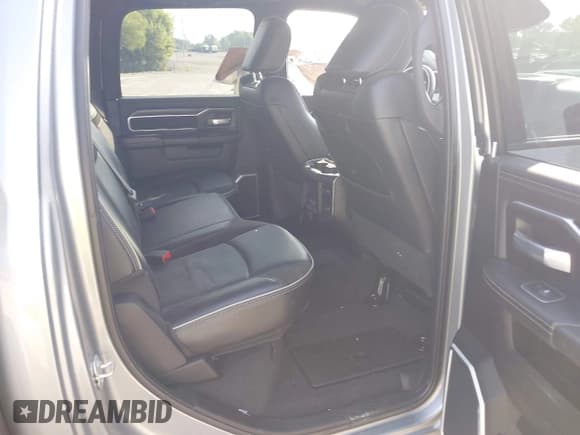 ✅ 2024 Ram 2500 Laramie • VIN: 3C6UR5FL6RG144089 • Лот: 42862933. Опубликован ранее на IAAI с пробегом 37 206 миль. Бесплатный доступ к архиву аукционных продаж из США и подробный отчёт об истории автомобиля на DreamBid. Изображение 8.