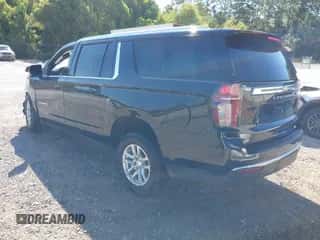 2023 Chevrolet Suburban LT z VIN 1GNSCCKD4PR410055, wystawiony jako IAAI lot #43138016 z przebiegiem Nie podano mil oraz . Historia ofert i sprzedaży dostępna na DreamBid. Obrazek 3.