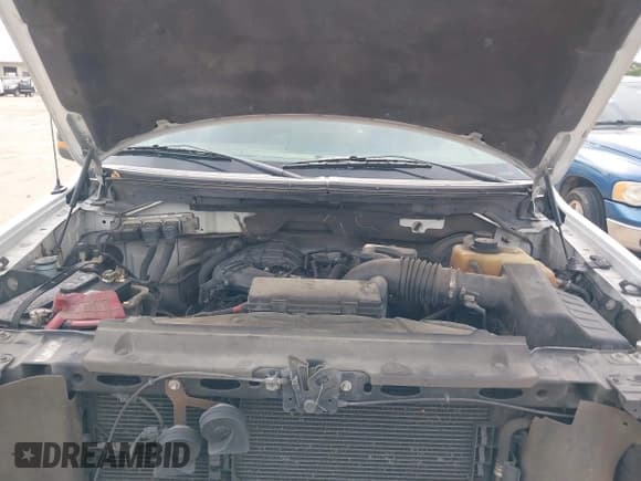 ✅ 2012 Ford F-150 XL • VIN: 1FTEX1CM4CKD15592 • Lot: 42410916. Listed on IAAI with 166,691 mi. Free auction sales archive from the USA and detailed vehicle history report at DreamBid. Image 10.