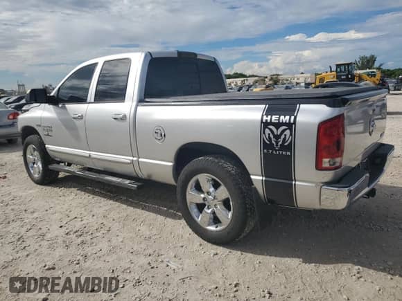 2006 Dodge 1500 SLT z VIN 1D7HA18216S658733, wystawiony jako Copart lot #74130604 z przebiegiem 175 078 mil mil oraz Szkoda całkowita • Salvage title. Historia ofert i sprzedaży dostępna na DreamBid. Obrazek 2.