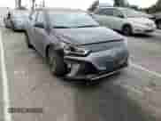 2019 Hyundai Ioniq Limited с VIN KMHC05LH6KU032986, выставлен на аукционе Copart как лот 76470124 с пробегом 68 797 миль миль и Списание • Salvage title. История ставок и продаж доступна на DreamBid. Изображение 10.
