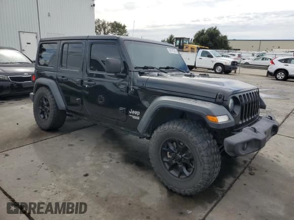 ✅ 2018 Jeep Wrangler Unlimited Sport S • VIN: 1C4HJXDN7JW203500 • Lot: 84747325. Wystawiony na Copart z przebiegiem 106 202 mil. Bezpłatny archiwum sprzedaży aukcyjnych z USA i szczegółowy raport historii pojazdu na DreamBid. Zdjęcie 4.