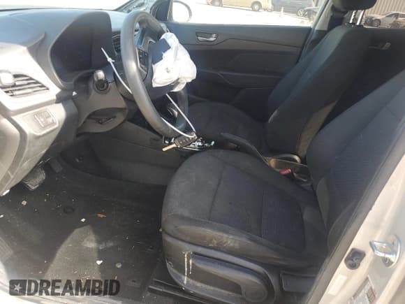 ✅ 2019 Hyundai Accent SE • VIN: 3KPC24A32KE071086 • Лот: 48780755. Опубликован ранее на Copart с пробегом 121 444 миль. Бесплатный доступ к архиву аукционных продаж из США и подробный отчёт об истории автомобиля на DreamBid. Изображение 7.