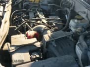 ✅ 2008 Mazda Tribute Sport • VIN: 4F2CZ02Z88KM19552 • Lot: 43024402. Listed on IAAI with 166,015 mi. Free auction sales archive from the USA and detailed vehicle history report at DreamBid. Image 16.