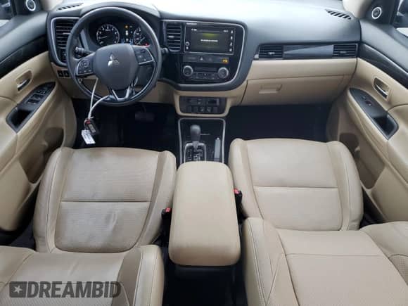 2017 Mitsubishi Outlander SE с VIN JA4AD3A38HZ005774, выставлен на аукционе Copart как лот 82360745 с пробегом 137 158 миль миль и Списание • Salvage title. История ставок и продаж доступна на DreamBid. Изображение 8.