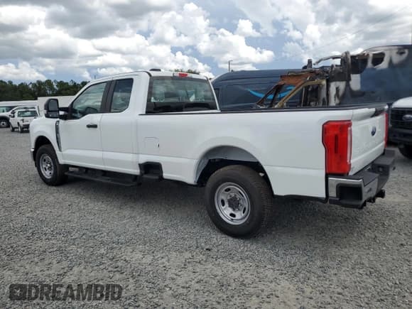✅ 2024 Ford F-250 • VIN: 1FD7X2AA3RED37268 • Лот: 65363865. Опубликован ранее на Copart с пробегом Не указан. Бесплатный доступ к архиву аукционных продаж из США и подробный отчёт об истории автомобиля на DreamBid. Изображение 2.