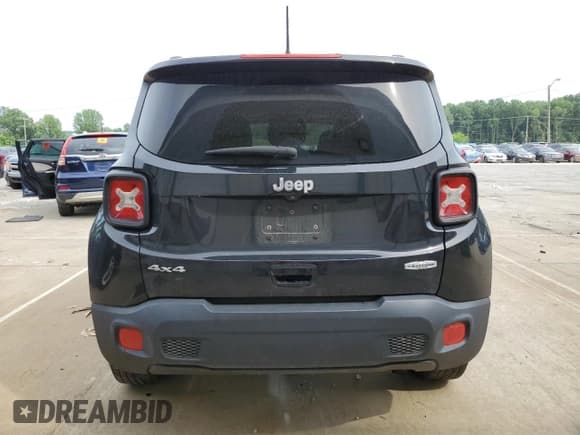 ✅ 2018 Jeep Renegade Latitude • VIN: ZACCJBBB3JPG85742 • Lot: 63432435. Wystawiony na Copart z przebiegiem 141 561 mil. Bezpłatny archiwum sprzedaży aukcyjnych z USA i szczegółowy raport historii pojazdu na DreamBid. Zdjęcie 6.