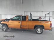 ✅ 1999 Dodge 1500 • VIN: 3B7HC13Z7XG248617 • Lot: 43549401. Wystawiony na IAAI z przebiegiem 191 666 mil. Bezpłatny archiwum sprzedaży aukcyjnych z USA i szczegółowy raport historii pojazdu na DreamBid. Zdjęcie 14.