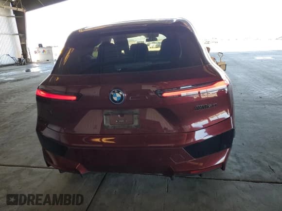 ✅ 2024 BMW iX M60 • VIN: WB533CF08RCN58389 • Лот: 87280935. Опубликован ранее на Copart с пробегом 23 371 миль. Бесплатный доступ к архиву аукционных продаж из США и подробный отчёт об истории автомобиля на DreamBid. Изображение 6.