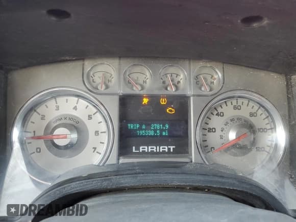 ✅ 2010 Ford F-150 XL • VIN: 1FTFW1EV0AFD88378 • Lot: 82049375. Wystawiony na Copart z przebiegiem 195 338 mil. Bezpłatny archiwum sprzedaży aukcyjnych z USA i szczegółowy raport historii pojazdu na DreamBid. Zdjęcie 9.