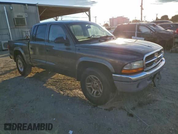 ✅ 2004 Dodge Dakota SLT • VIN: 1D7HL48N14S717640 • Lot: 95176535. Listed on Copart with 131,161 mi. Free auction sales archive from the USA and detailed vehicle history report at DreamBid. Image 4.