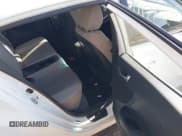 ✅ 2014 Hyundai Veloster • VIN: KMHTC6AD6EU194151 • Lot: 41775835. Wystawiony na IAAI z przebiegiem 111 136 mil. Bezpłatny archiwum sprzedaży aukcyjnych z USA i szczegółowy raport historii pojazdu na DreamBid. Zdjęcie 8.