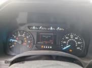 ✅ 2019 Ford F-150 XL • VIN: 1FTEX1C50KKF33567 • Lot: 70746195. Wystawiony na Copart z przebiegiem 120 812 mil. Bezpłatny archiwum sprzedaży aukcyjnych z USA i szczegółowy raport historii pojazdu na DreamBid. Zdjęcie 9.