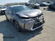 ✅ 2021 Lexus UX 200 • VIN: JTHX3JBH4M2041402 • Лот: 64621655. Опубликован ранее на Copart с пробегом 15 881 миль. Бесплатный доступ к архиву аукционных продаж из США и подробный отчёт об истории автомобиля на DreamBid. Изображение 14.