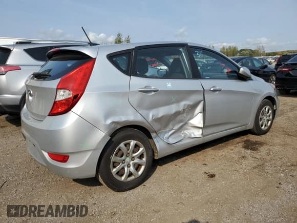 ✅ 2012 Hyundai Accent GL • VIN: KMHCT5AE9CU051307 • Лот: 68585704. Опубликован ранее на Copart с пробегом 269 230 миль. Бесплатный доступ к архиву аукционных продаж из США и подробный отчёт об истории автомобиля на DreamBid. Изображение 3.