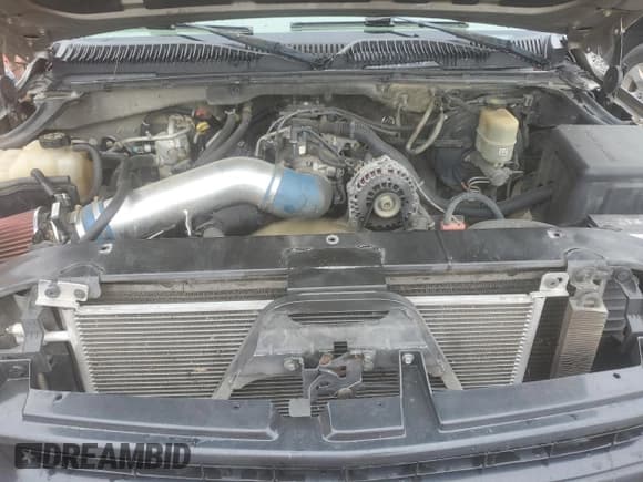 ✅ 2002 Chevrolet Suburban LT • VIN: 1GNEC16Z12J265815 • Лот: 51673315. Опубликован ранее на Copart с пробегом 305 599 миль. Бесплатный доступ к архиву аукционных продаж из США и подробный отчёт об истории автомобиля на DreamBid. Изображение 12.