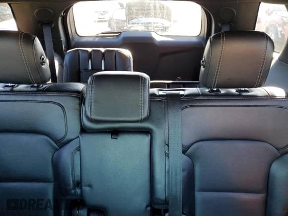 2017 Ford Explorer Limited с VIN 1FM5K8F88HGA17056, выставлен на аукционе Copart как лот 87206515 с пробегом 83 630 миль миль и Списание • Salvage title. История ставок и продаж доступна на DreamBid. Изображение 10.