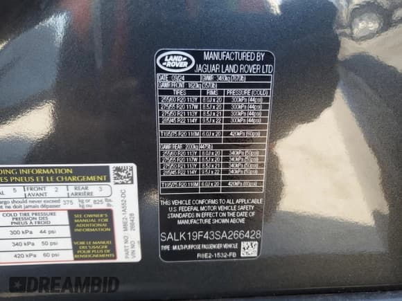 ✅ 2025 Land Rover Range Rover • VIN: SALK19F43SA266428 • Lot: 92714445. Listed on Copart with 7,710 mi. Free auction sales archive from the USA and detailed vehicle history report at DreamBid. Image 12.