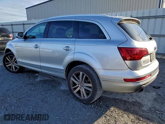 ✅ 2015 Audi Q7 Premium Plus • VIN: WA1LGAFE2FD006606 • Lot: 94137085. Wystawiony na Copart z przebiegiem 102 296 mil. Bezpłatny archiwum sprzedaży aukcyjnych z USA i szczegółowy raport historii pojazdu na DreamBid. Zdjęcie 2.
