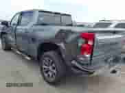 2022 Chevrolet Silverado 1500 LT z VIN 3GCPWCED9NG151593, wystawiony jako IAAI lot #42678291 z przebiegiem 56 973 mil mil oraz . Historia ofert i sprzedaży dostępna na DreamBid. Obrazek 3.