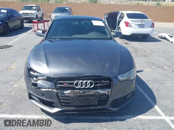 ✅ 2016 Audi S5 Premium Plus • VIN: WAUG4AFR9GA008680 • Lot: 42533150. Wystawiony na IAAI z przebiegiem 126 838 mil. Bezpłatny archiwum sprzedaży aukcyjnych z USA i szczegółowy raport historii pojazdu na DreamBid. Zdjęcie 12.