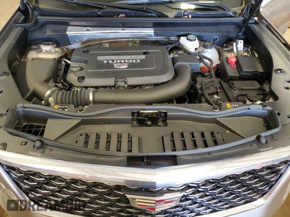 ✅ 2024 Cadillac XT4 AWD Luxury • VIN: 1GYFZBR48RF242850 • Lot: 52290865. Wystawiony na Copart z przebiegiem 1 524 mil. Bezpłatny archiwum sprzedaży aukcyjnych z USA i szczegółowy raport historii pojazdu na DreamBid. Zdjęcie 12.