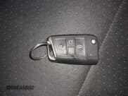 ✅ 2018 Volkswagen Tiguan SEL • VIN: 3VV2B7AX1JM190155 • Lot: 41675633. Wystawiony na IAAI z przebiegiem 91 594 mil. Bezpłatny archiwum sprzedaży aukcyjnych z USA i szczegółowy raport historii pojazdu na DreamBid. Zdjęcie 11.