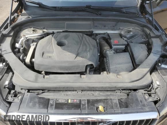 ✅ 2020 Volvo XC60 Inscription • VIN: YV4A22RL6L1571608 • Lot: 68835324. Listed on Copart with 124,206 mi. Free auction sales archive from the USA and detailed vehicle history report at DreamBid. Image 14.