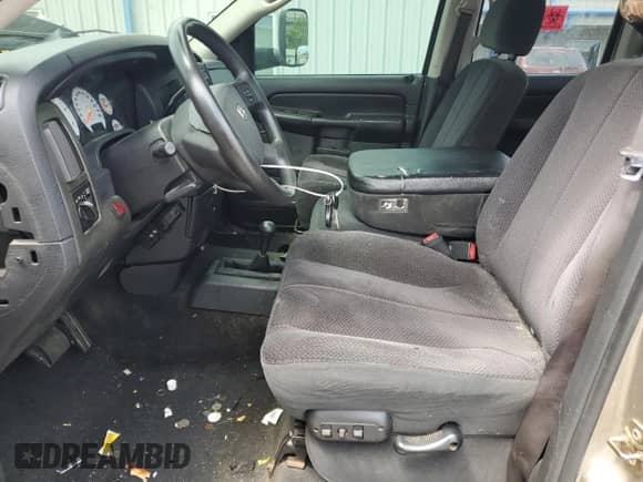 2004 Dodge 3500 ST with VIN 3D7LU38C14G250288, listed as a Copart auction lot 65744595 with 230,952 mi miles and Salvage title. Bid and sale history available at DreamBid. Image 7.