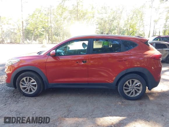 ✅ 2016 Hyundai Tucson SE • VIN: KM8J33A46GU097363 • Лот: 43350486. Опубликован ранее на IAAI с пробегом 69 463 миль. Бесплатный доступ к архиву аукционных продаж из США и подробный отчёт об истории автомобиля на DreamBid. Изображение 14.