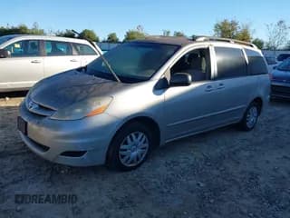 ✅ 2010 Toyota Sienna CE • VIN: 5TDKK4CC5AS315181 • Lot: 43497500. Listed on IAAI with 225,749 mi. Free auction sales archive from the USA and detailed vehicle history report at DreamBid. Image 2.